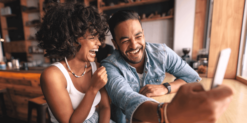 How to Make a Good First Impression on a Date